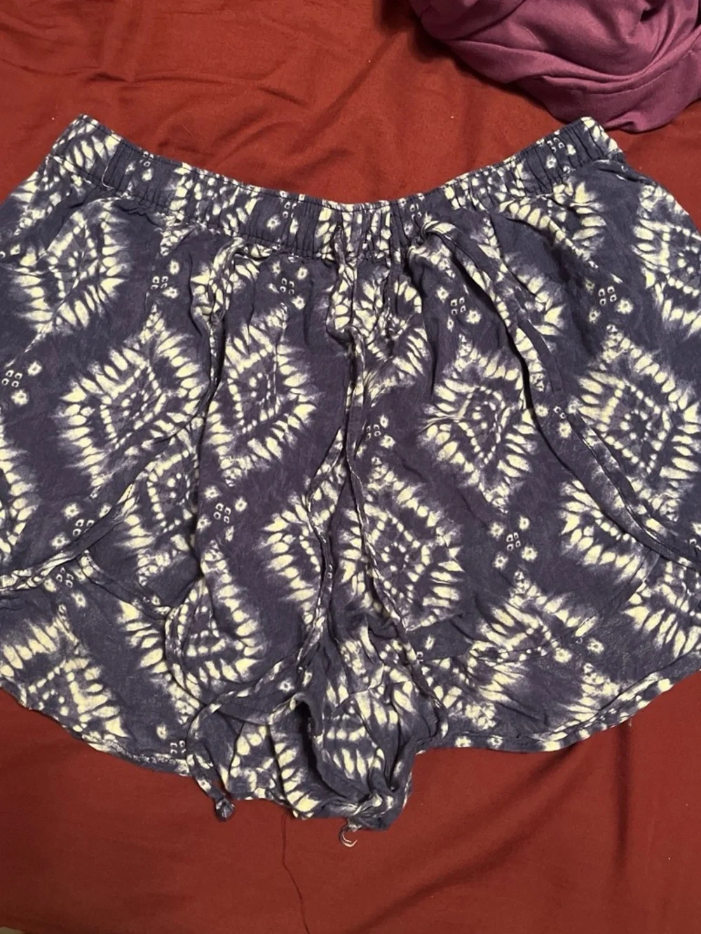 Hollister Navy and Cream Tie-Dye Shorts